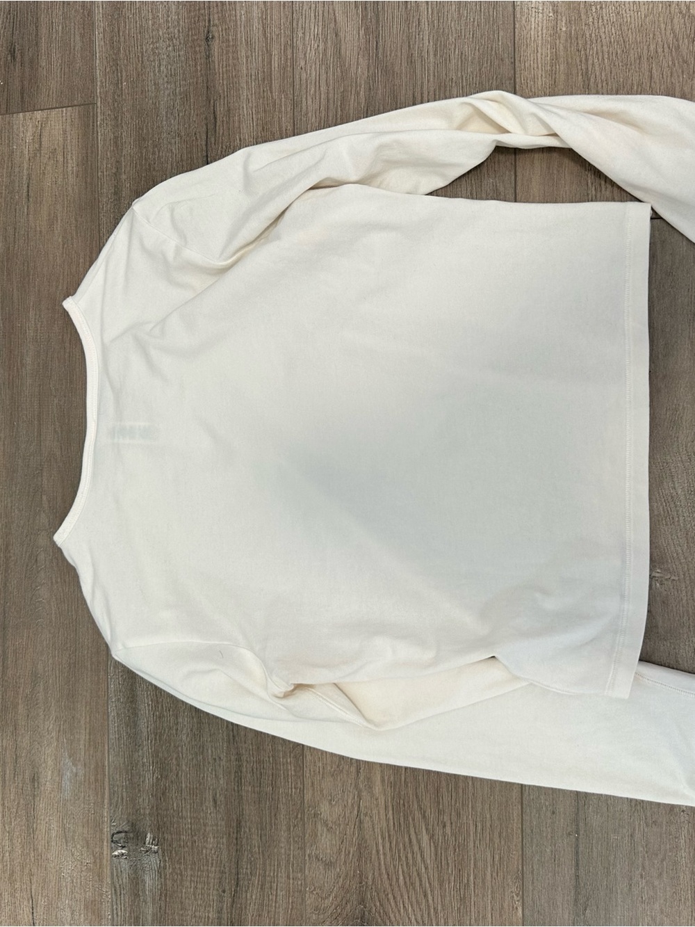 Skims Soft Cream Crew Neck Long Sleeve - Picture 4 of 4